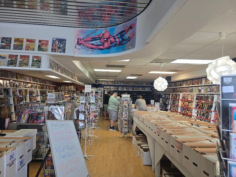 Fanboy Comics