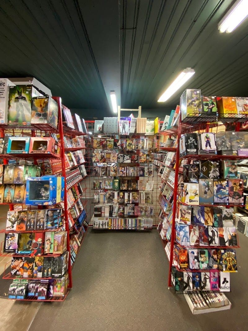 Super-Fly Comics & Games