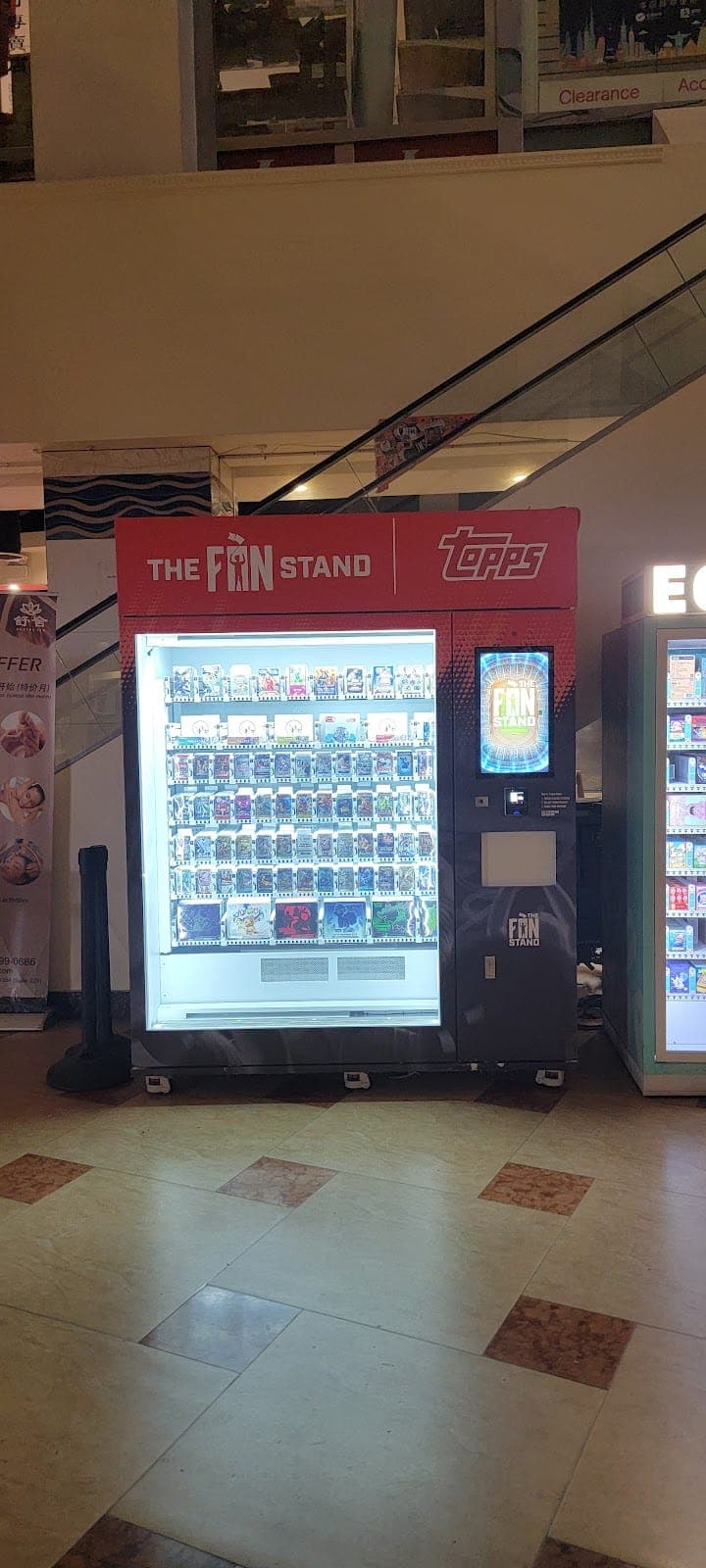 The Fanstand New World Mall